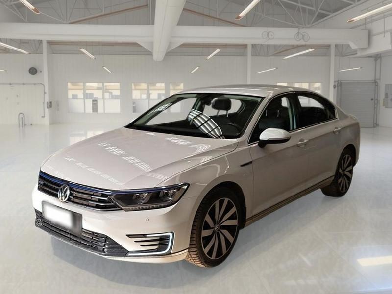 VOLKSWAGEN PASSAT 1.4 TSI DSG GTE 4 PORTE BERLINA