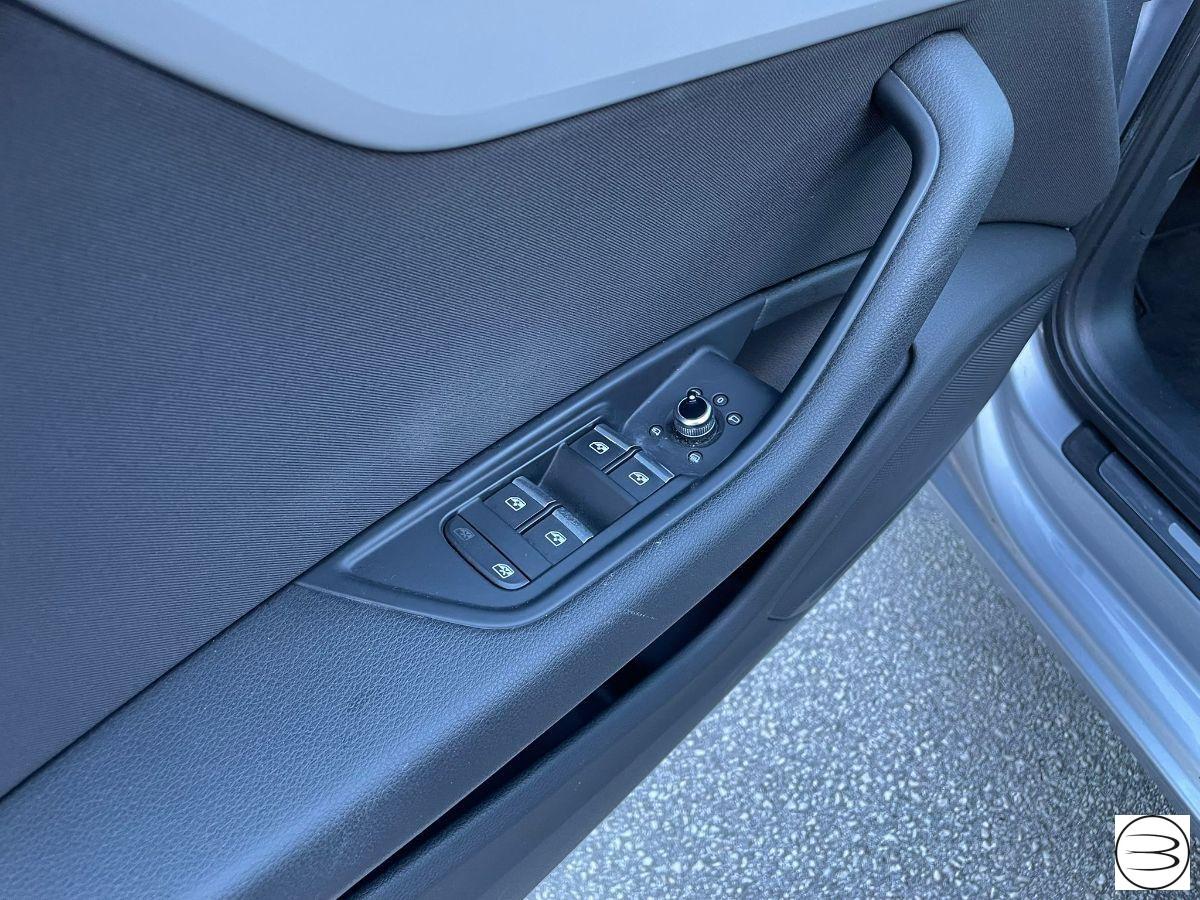 AUDI - A4 Avant - 35 TDI/163CV S tr. Business Adv