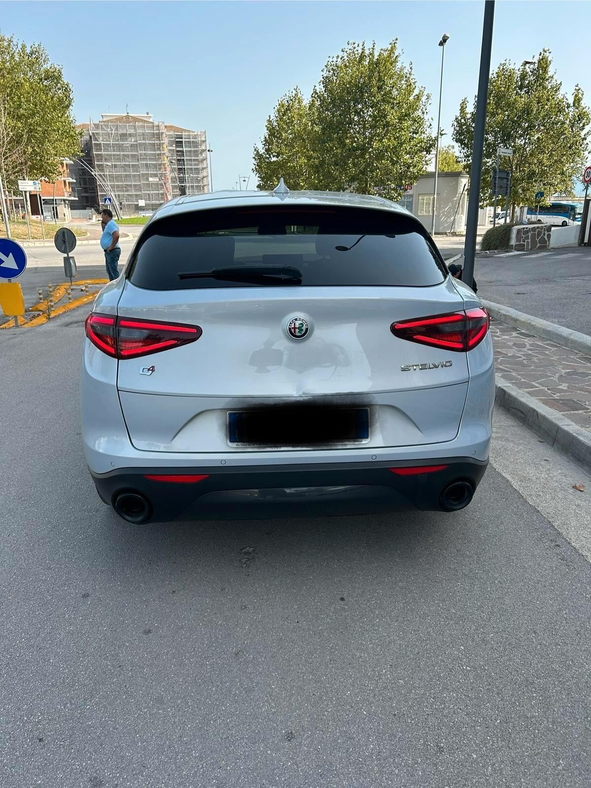 Alfa Romeo Stelvio 2.2 Turbodiesel 210 CV AT8 Q4 Veloce