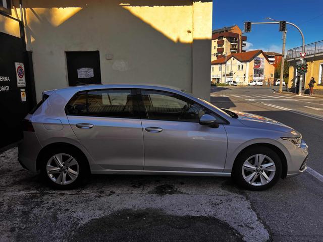 VOLKSWAGEN Golf 1.0 eTSI EVO DSG Life