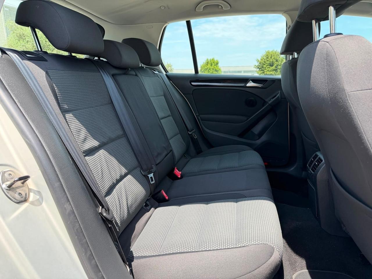 Volkswagen Golf Business 1.6 TDI 5p Highline