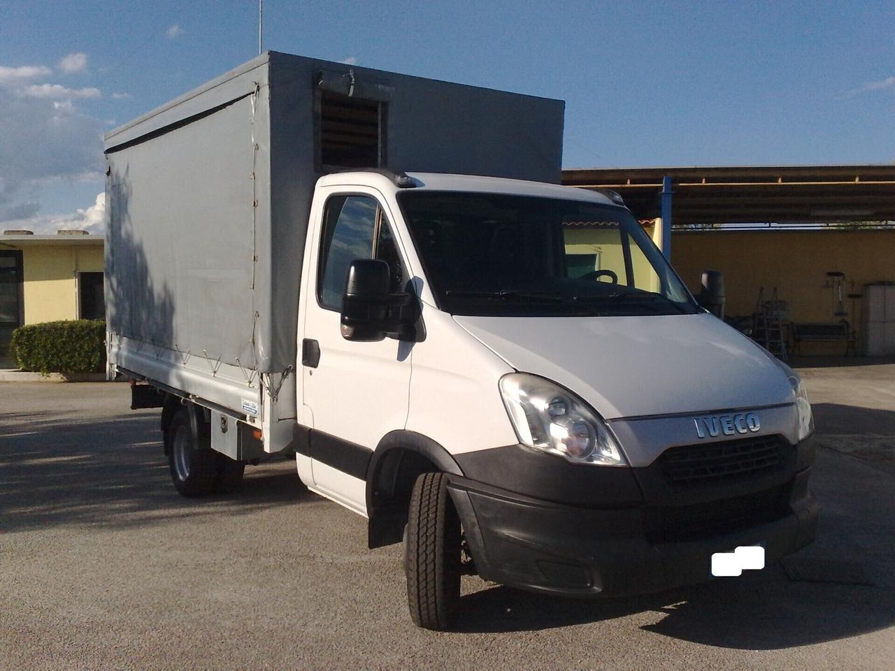 Iveco Daily 35c13 2.3hpt CENTINATO - 2013