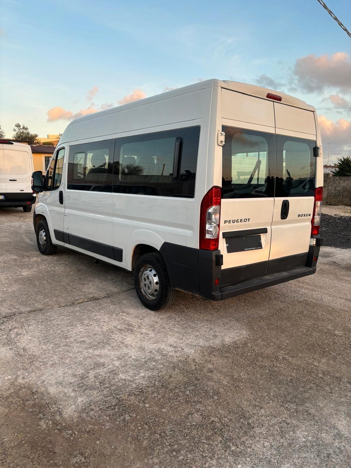 Peugeot Boxer 330 2.2 HDi/130CV FAP PC-TN Combi Premium