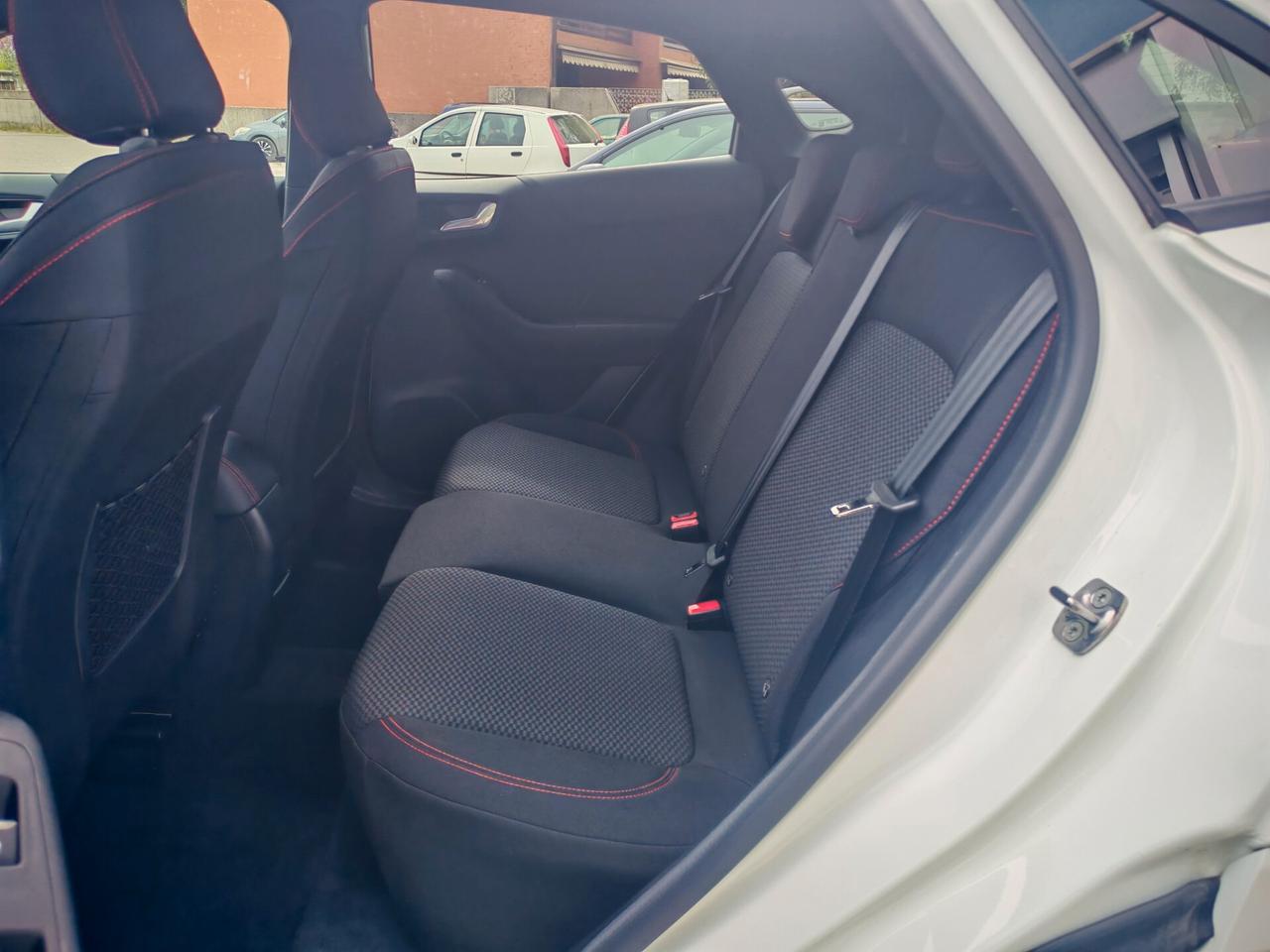 Ford Puma 1.0 EcoBoost Hybrid 125 CV S&S ST-Line