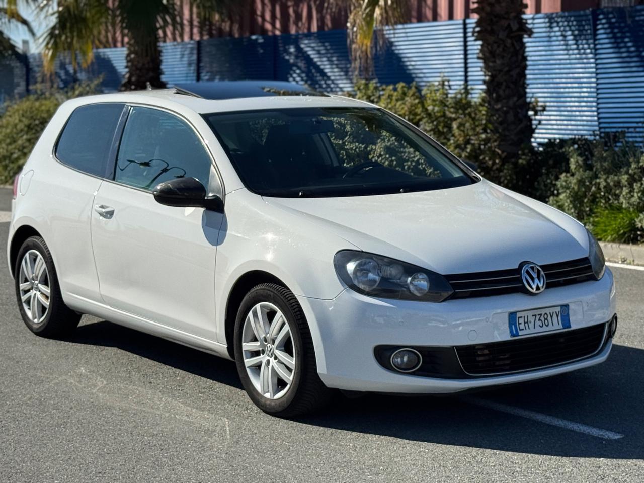 VOLKSWAGEN GOLF 1.6 TDI 105CV GARANZIA 12 MESI