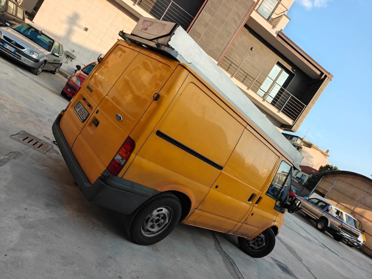 Ford Transit motore nuovo + tenda elettrica