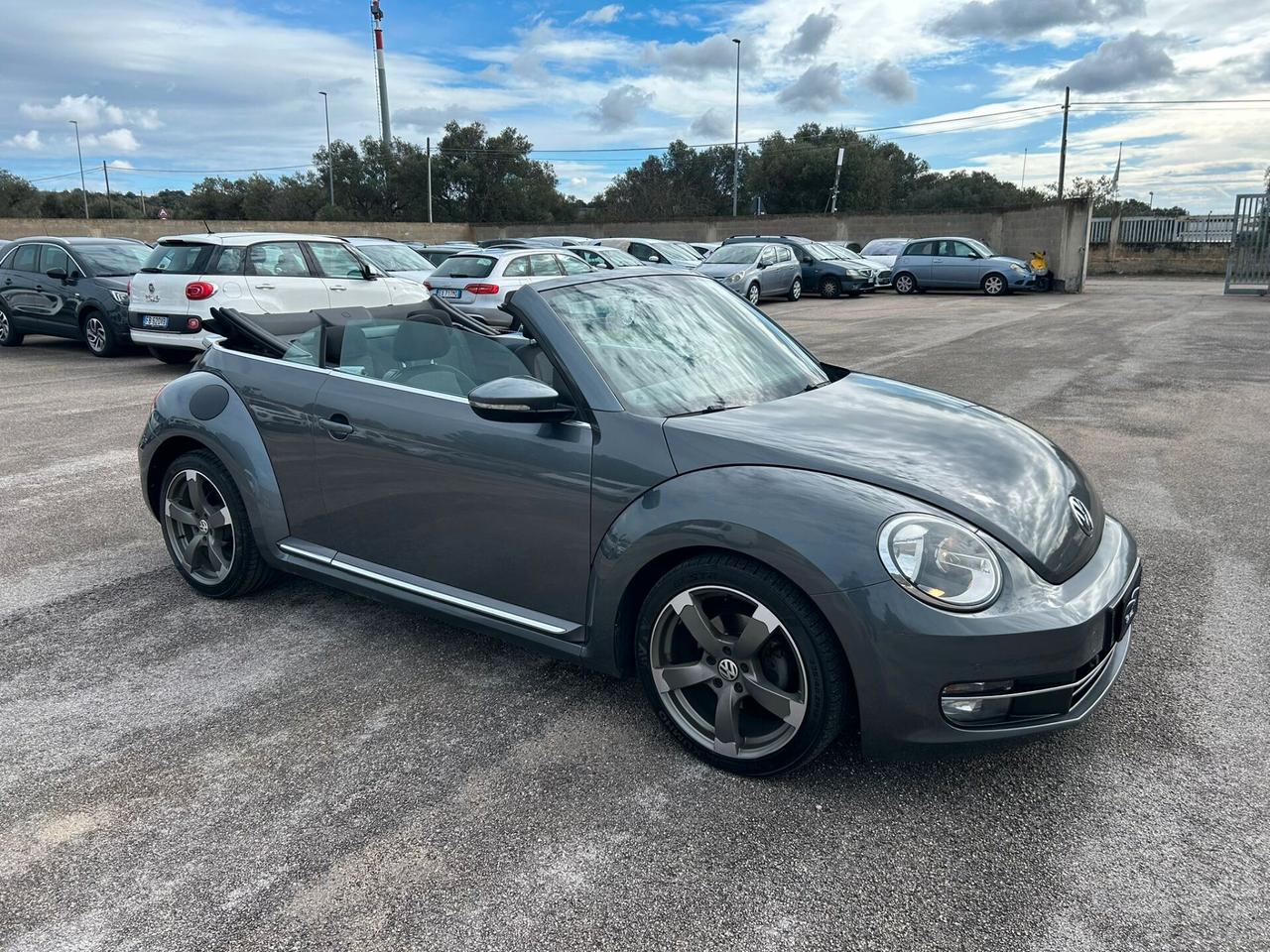 Volkswagen Maggiolino Cabrio 1.6 TDI 105cv