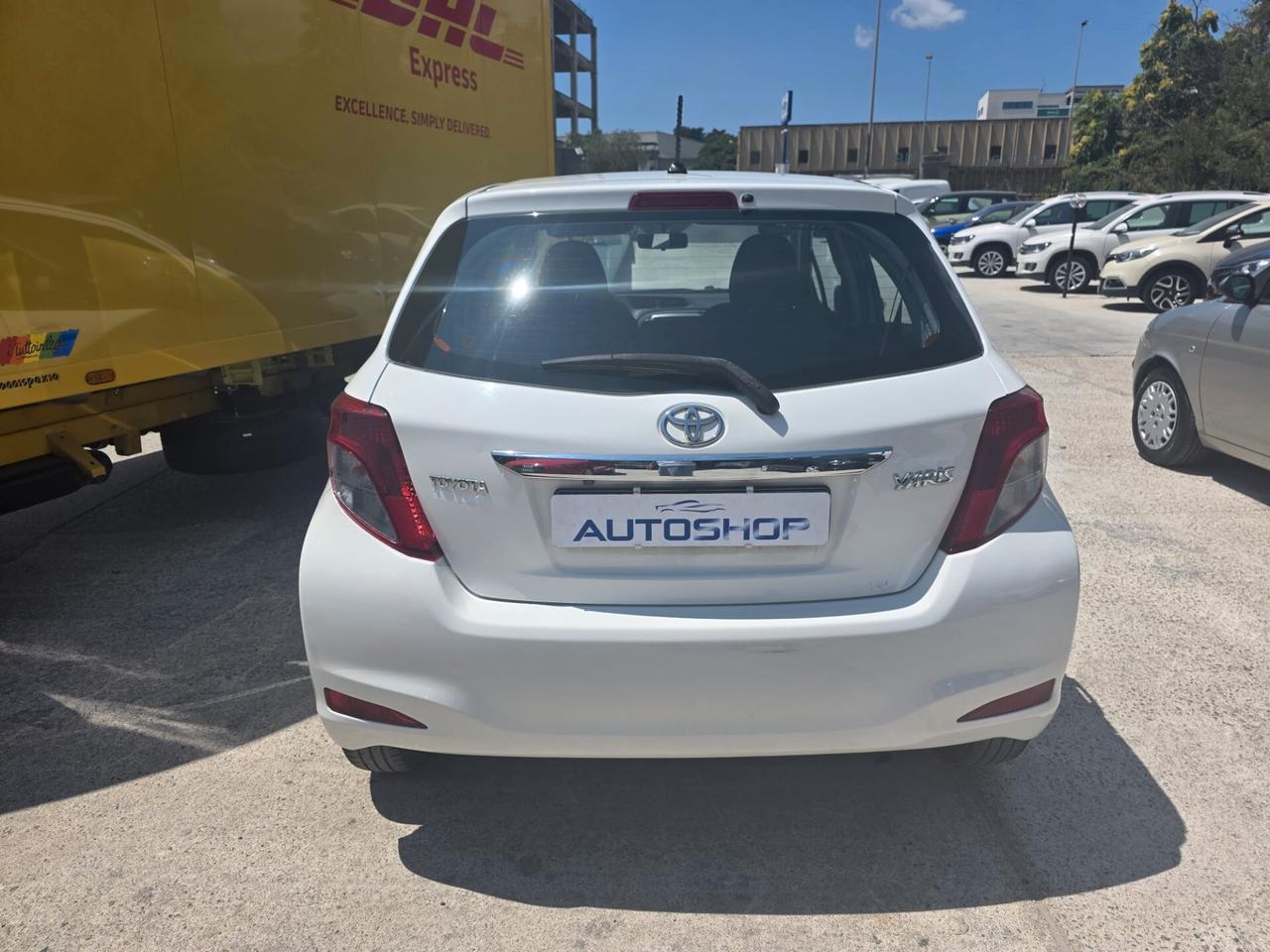 Toyota Yaris 1.0 5 porte Lounge