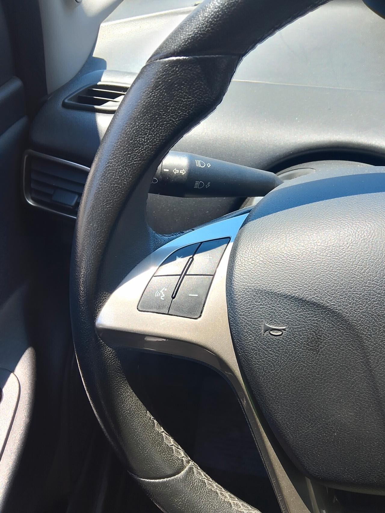 Lancia Ypsilon 1.2 69 CV 5 porte S&S Platinum