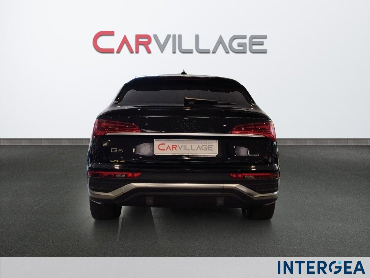 AUDI Q5 Sportback 40 2.0 tdi mhev 12V S line qua