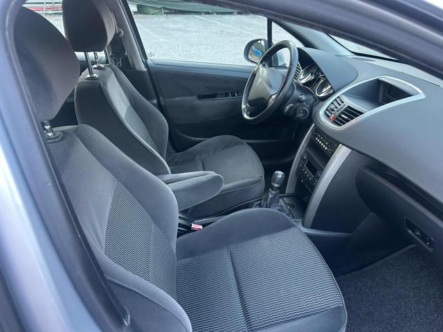PEUGEOT 207 1.4 HDi 70CV 5p.senza nessun lavoro da fare