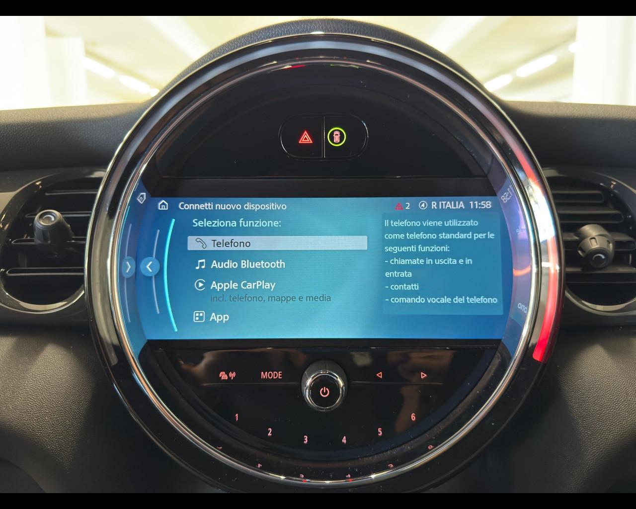 MINI Mini 4ª serie (F56) - Mini 1.5 Cooper Essential