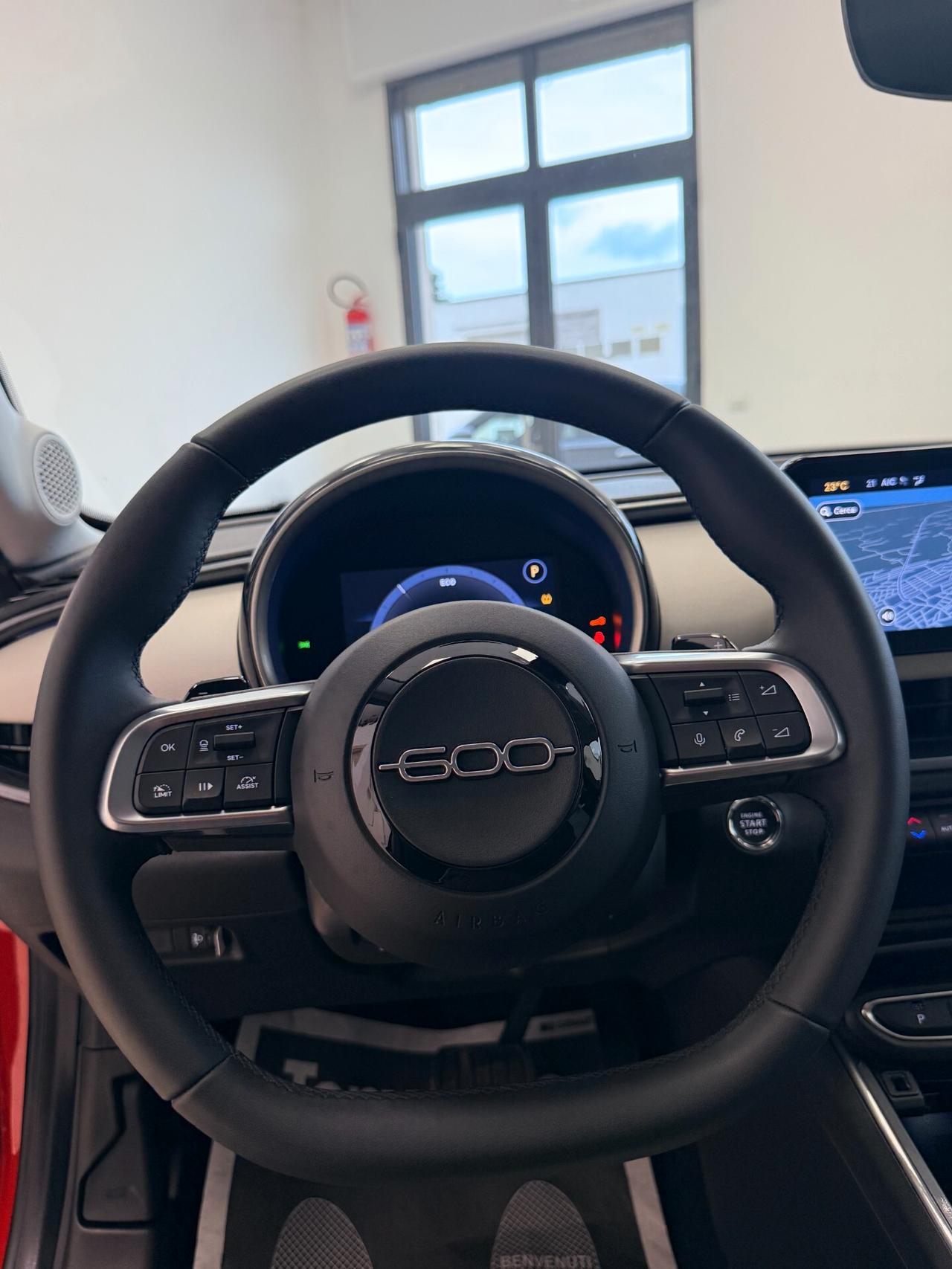 Fiat 600 1.2 hybrid La Prima auto NAVI,TELECAMERA 360,PELLE CHIAR,APPLE CARPLAY,VIRTUAL COCKPIT,ANDROID AUTO,