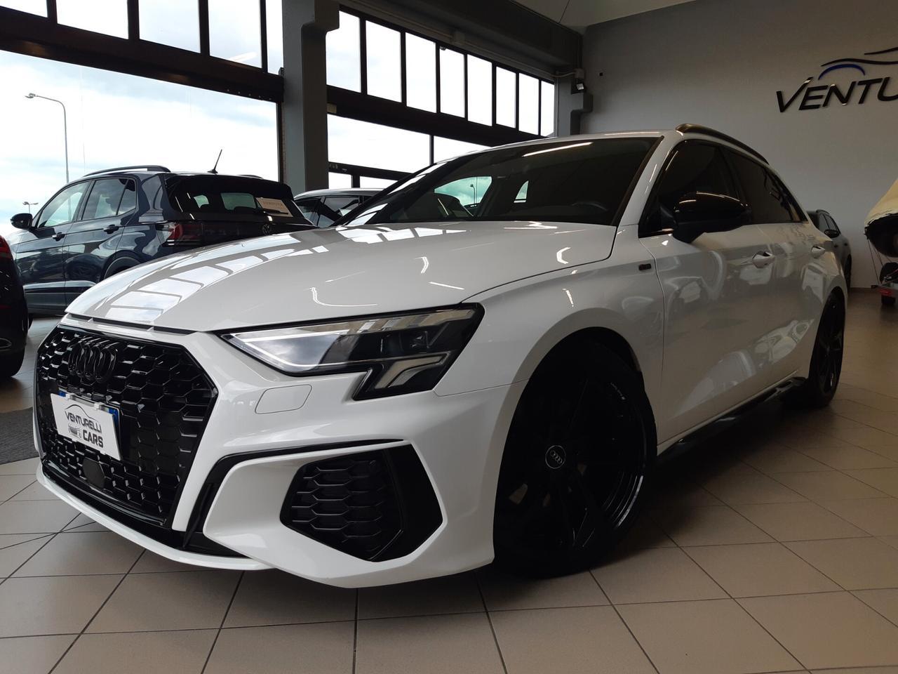 Audi A3 SPB 35 TDI S tronic line edition CON GANCIO
