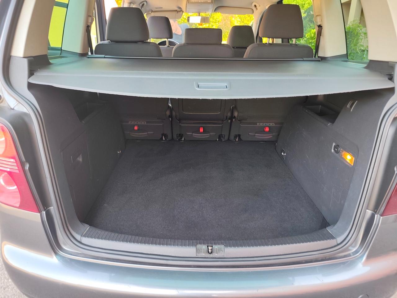 Volkswagen Touran 2.0 16V TDI Highline cinghia fatta