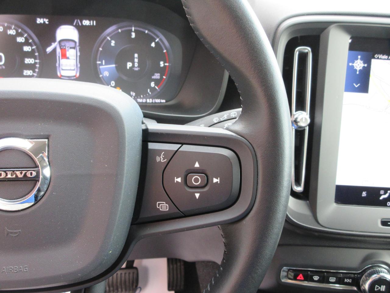 Volvo XC40 2.0 d3 Business AWD geartronic
