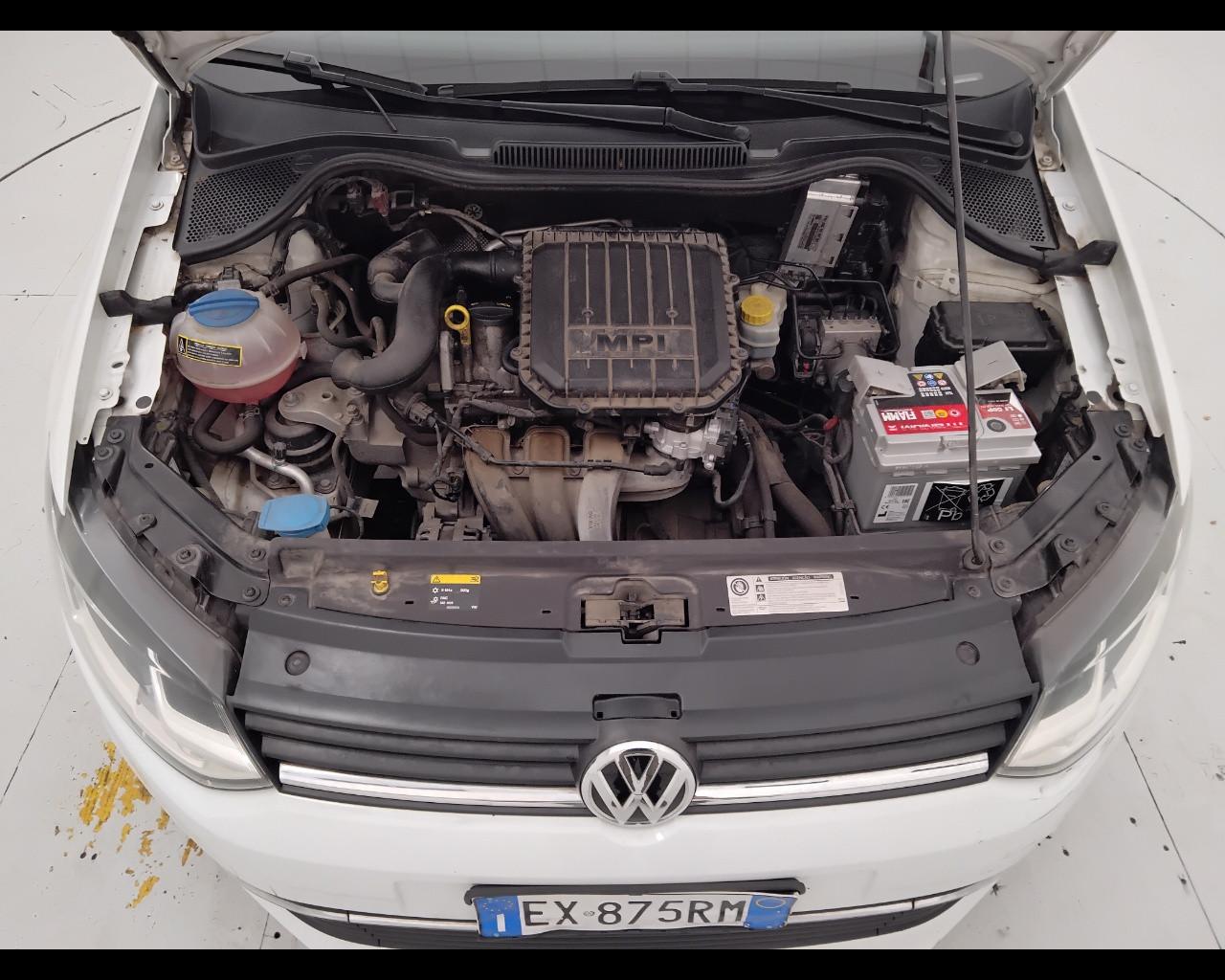 VOLKSWAGEN Polo V 2014 - Polo 5p 1.0 mpi Comfortline 75cv