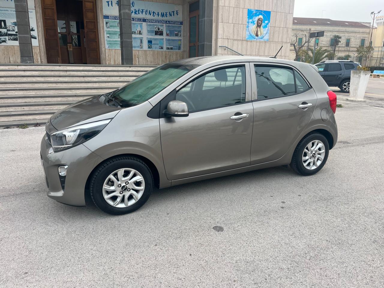 Kia Picanto 1.0 12V 5 porte Cool X NeoPatentati