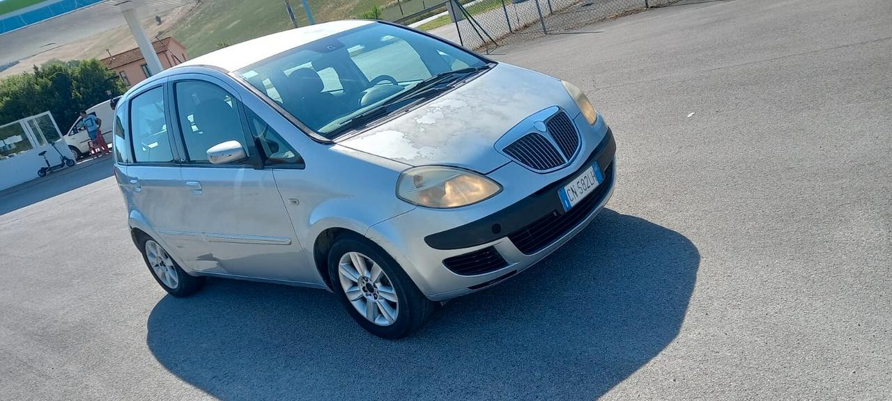 Lancia MUSA 1.3 Multijet cambio automatico