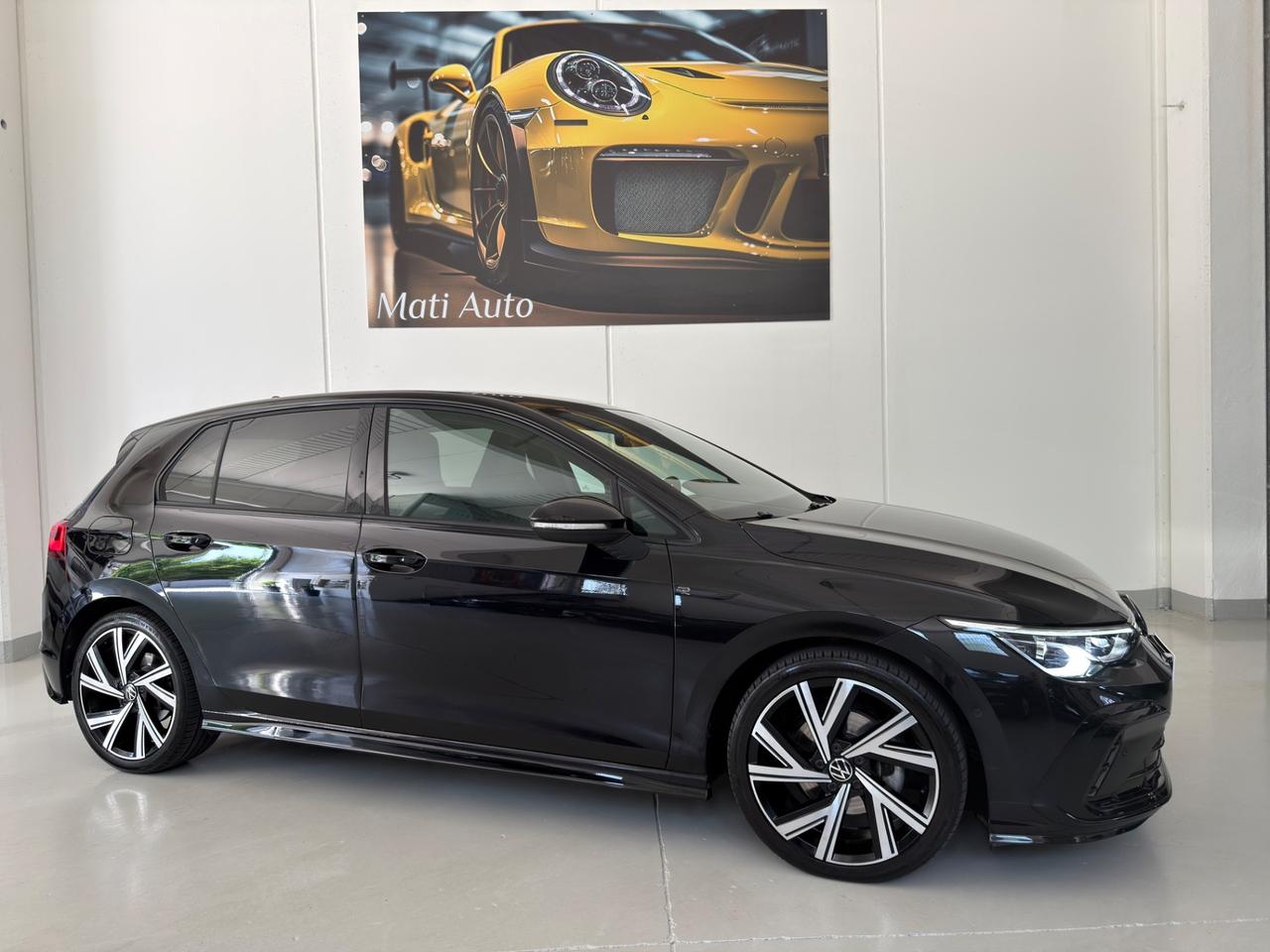 Volkswagen Golf 1.5 eTSI 150 CV EVO ACT DSG R-Line