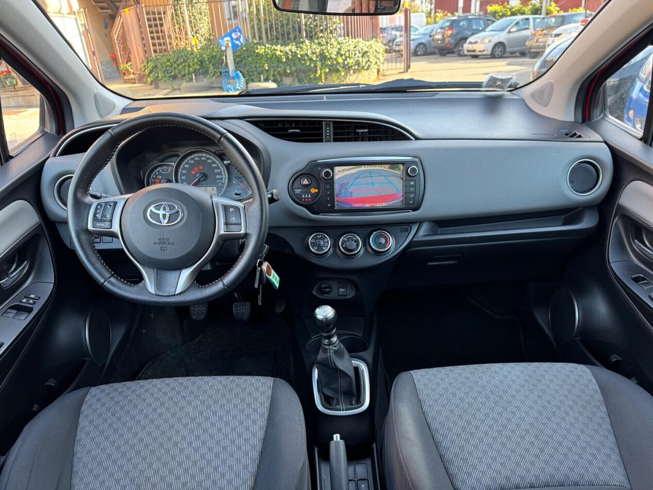 Toyota Yaris 1.3 5 porte Lounge OK NEOPATENTATI