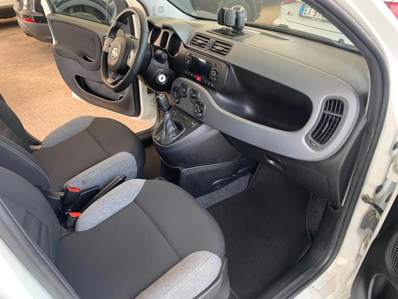Fiat Panda 1.0 70cv Hybrid City Life uniprò