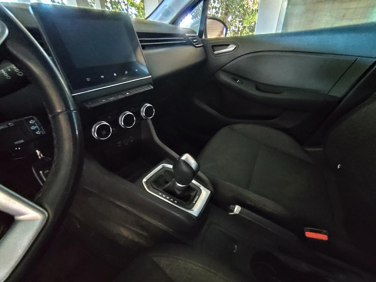 Renault Clio Full Hybrid E-Tech 140 CV 5 porte Initiale Paris