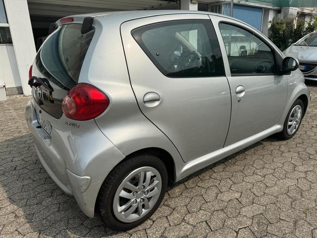 Toyota Aygo 1.0 12V VVT-i 5 porte