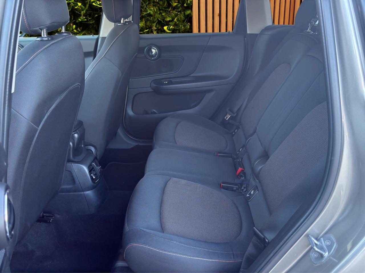 Mini Cooper Countryman 1.5 One D Automatica