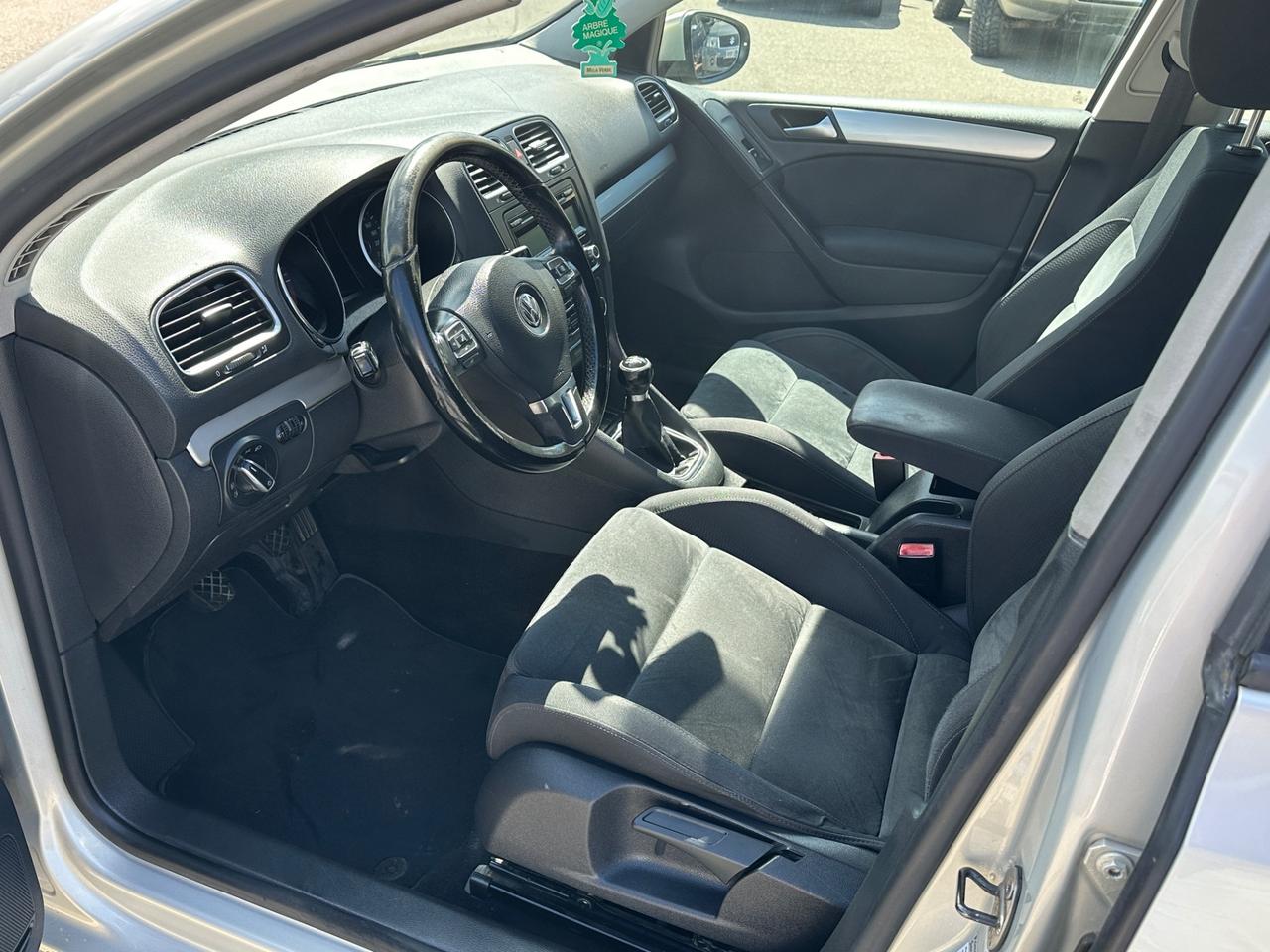 Volkswagen Golf VI 1.6 tdi 105 cv