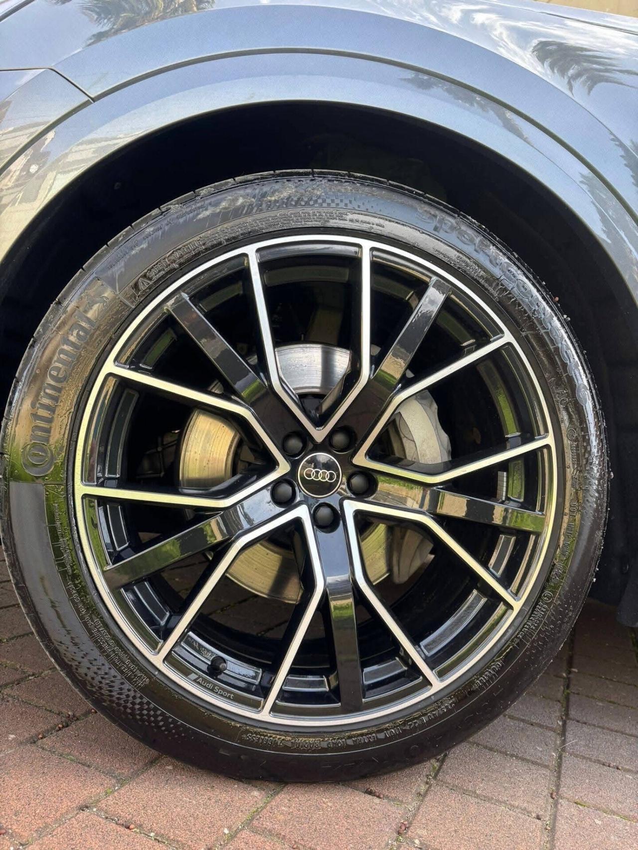 Audi Q8 SUV TDI quattro 170 kW tiptronic S line edition\''