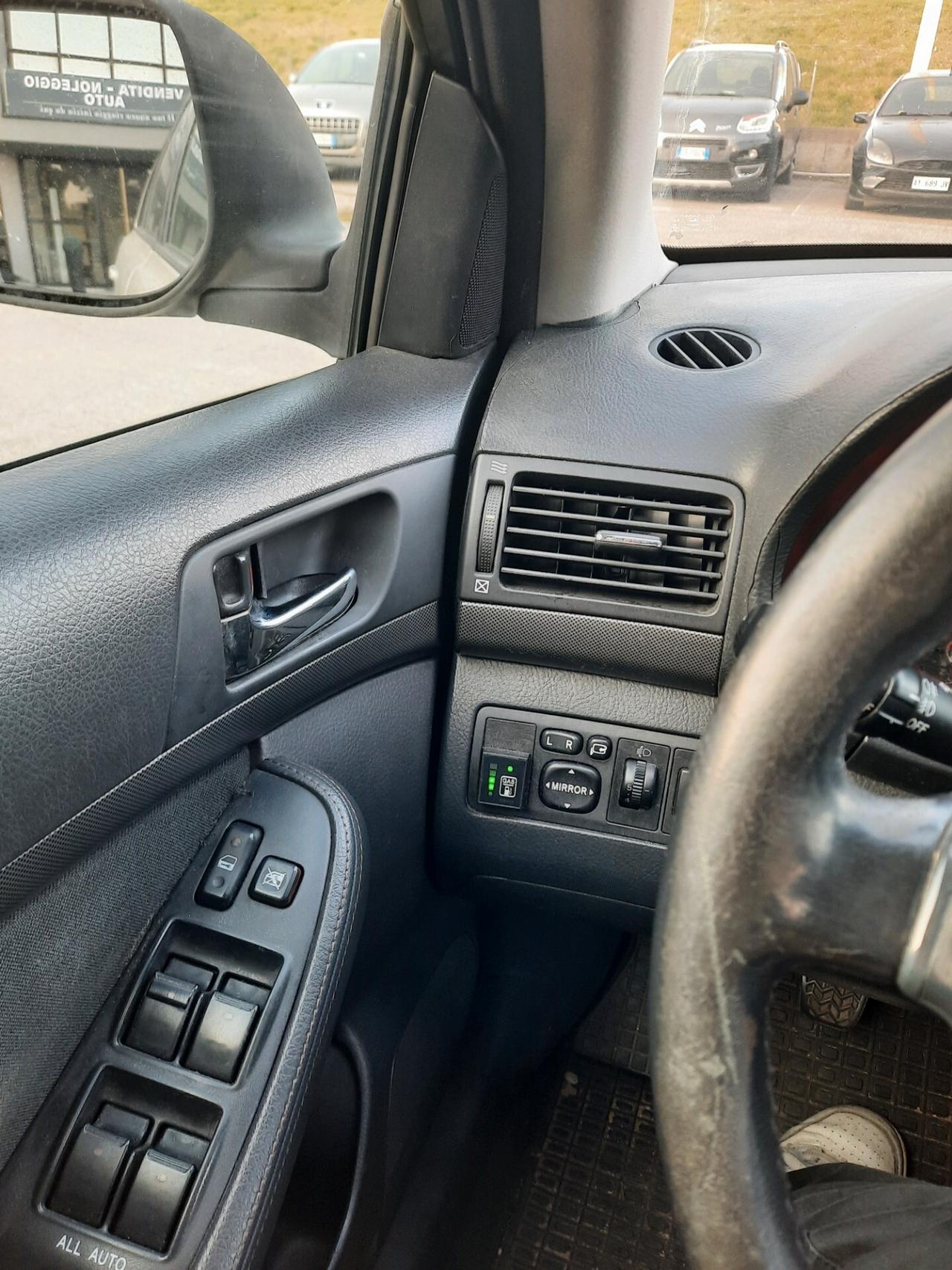 Toyota Avensis 1.8 GPL 16V Station Wagon