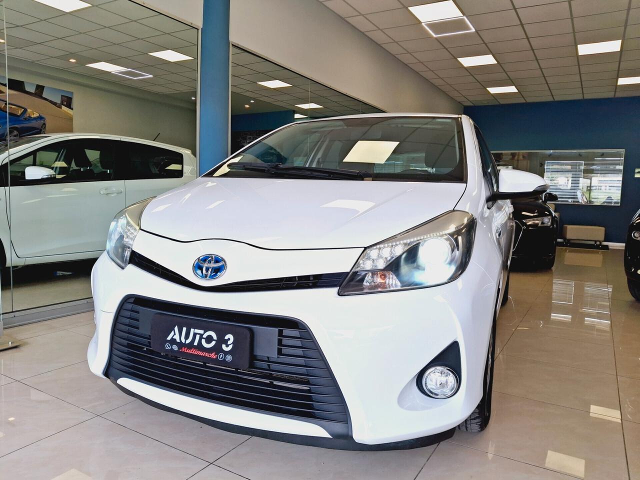 Toyota Yaris 1.5 Hybrid 5 porte Cool "Unico Proprietario