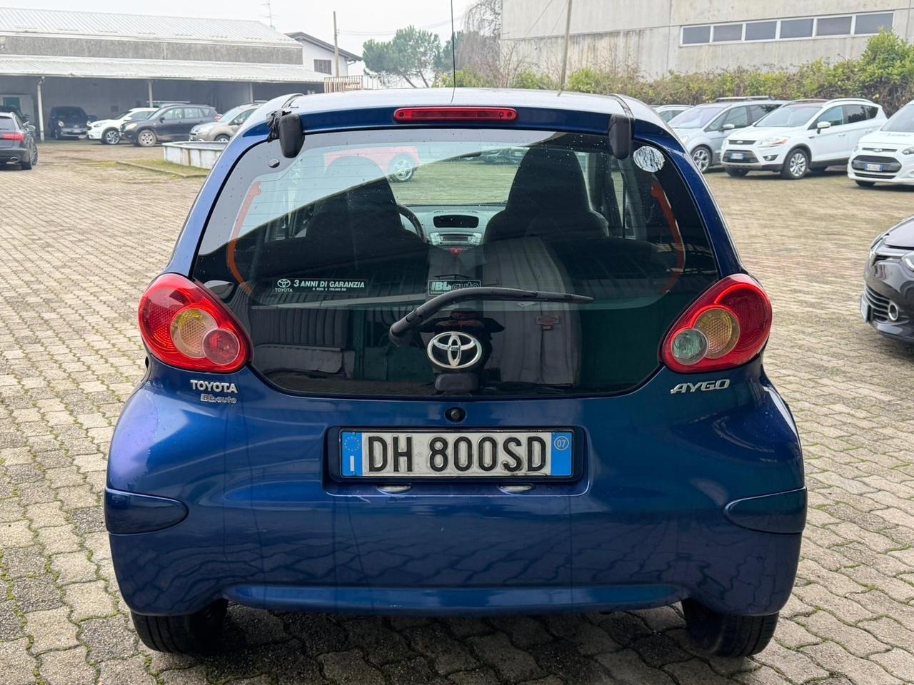 Toyota Aygo 1.0 12V VVT-i 5 porte Now