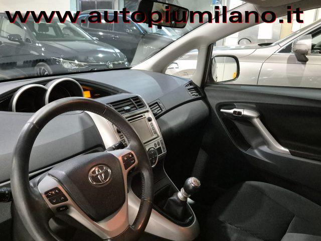 TOYOTA Verso 2.0 D Active 7 posti