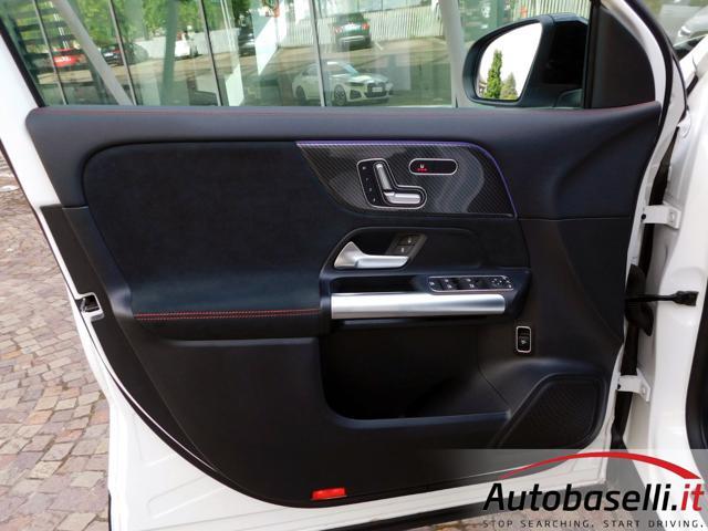 MERCEDES-BENZ GLA 200 D PREMIUM 8G-DCT 150CV, PACCHETTO LUXURY