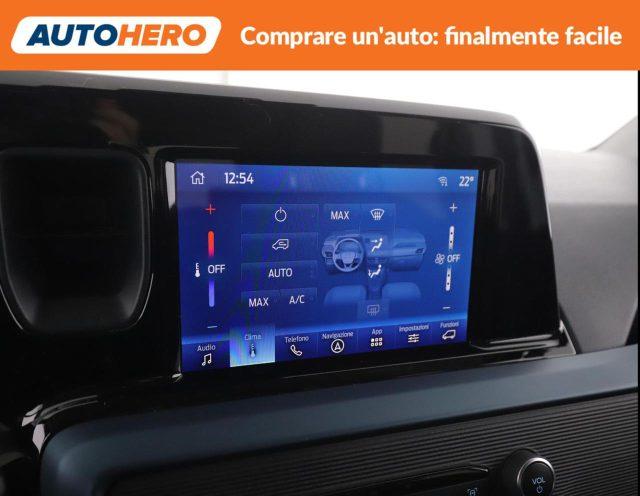 FORD Tourneo Courier 1.0 EcoBoost Titanium