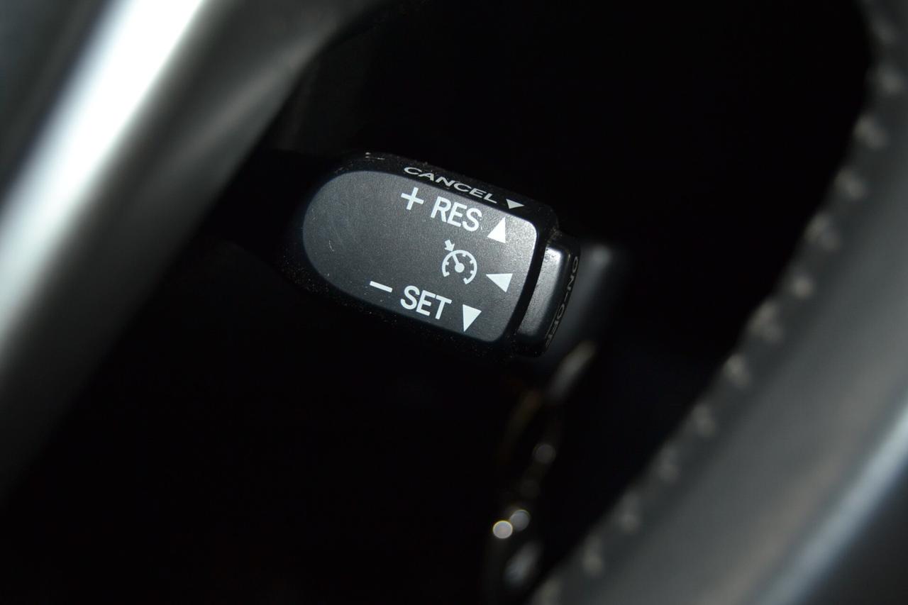 Toyota Verso 1.6 D-4D Style 7Posti/Navi/Tetto/Cruise