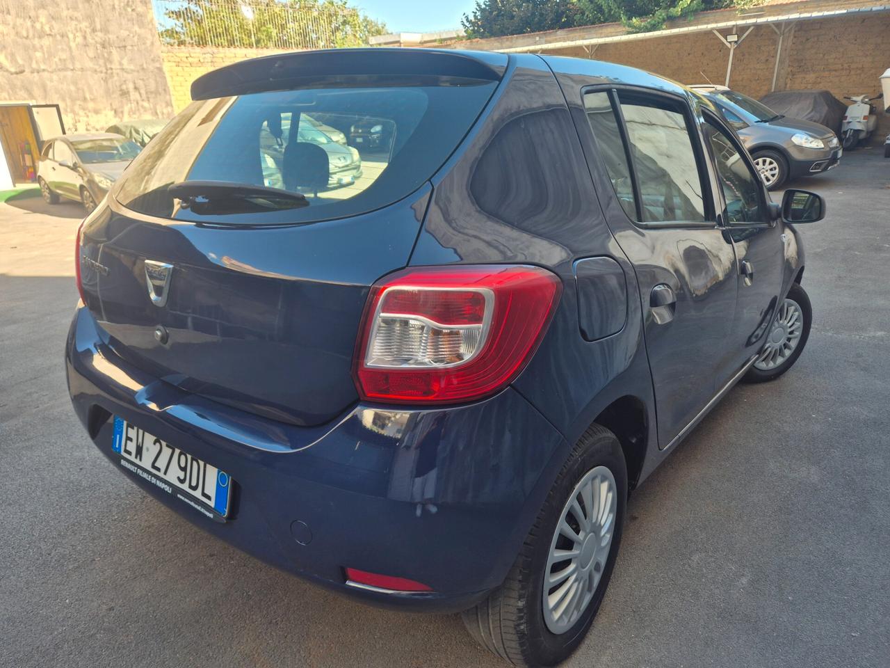 DACIA SANDERO 1.1 GPL NUOVISSIMA E FULL 2015