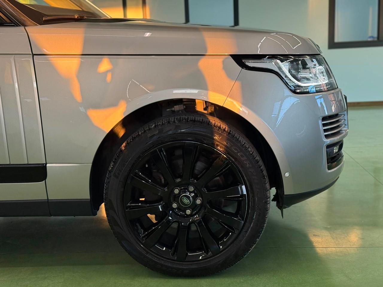 Land Rover Range 3.0 TDV6 Autobiography