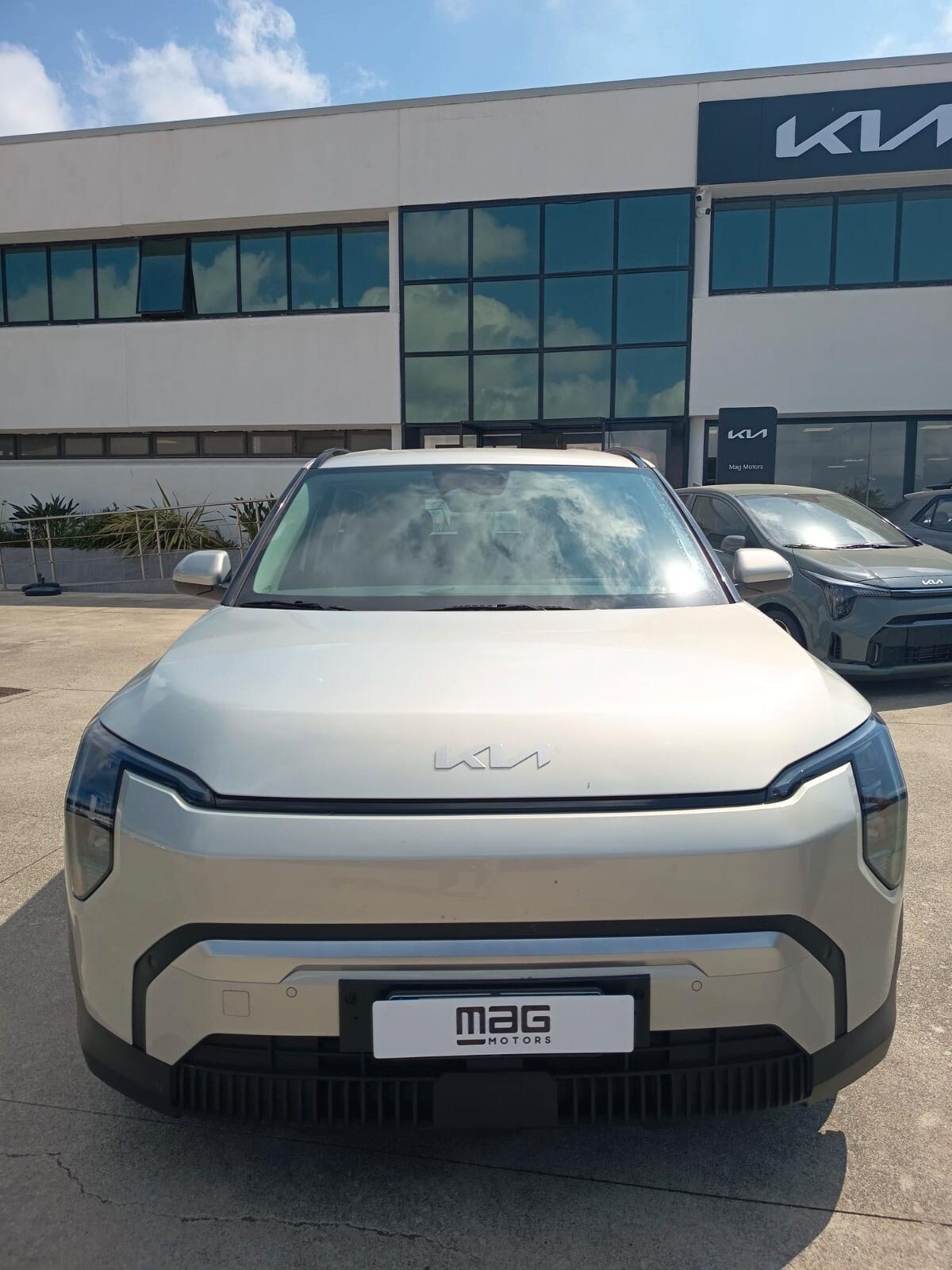 Kia EV3 58.3 kWh Air " IN ARRIVO"