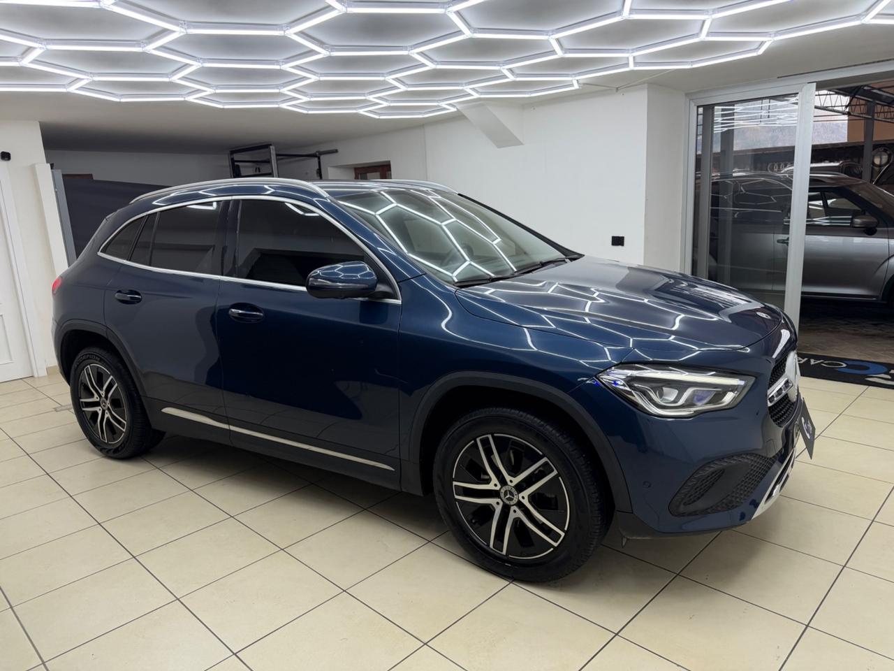 Mercedes-benz GLA 180 200 d Automatic Sport Plus IPER FULL NEO PATENTATI