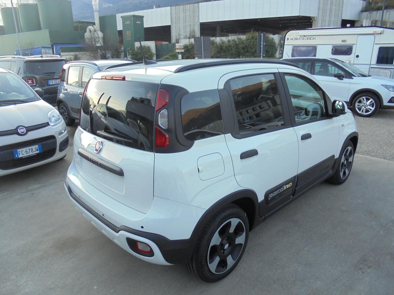 Fiat Panda 1.0 FireFly S&S Hybrid Pandina