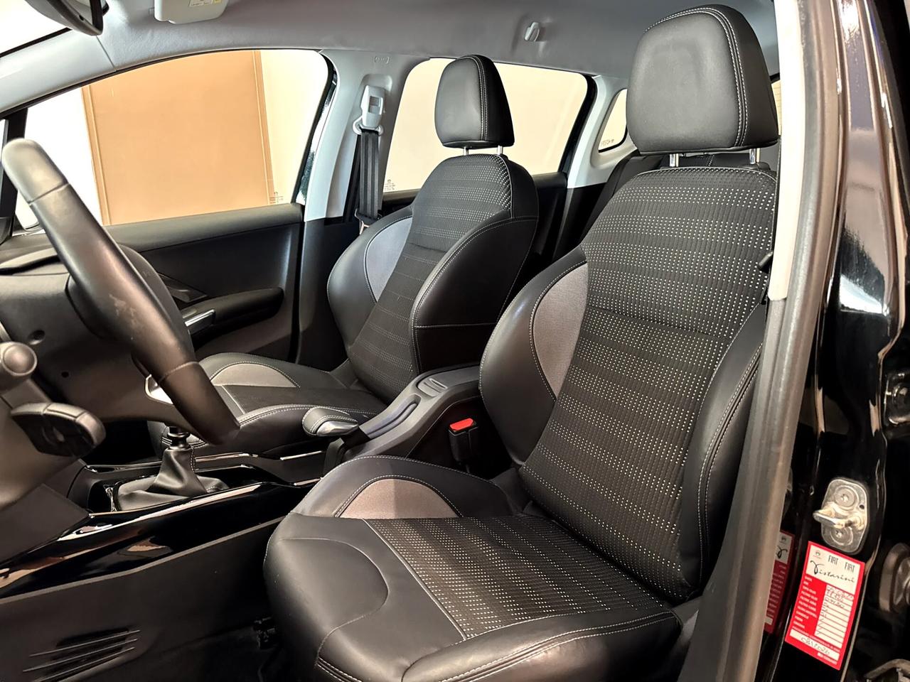 Peugeot 2008 BlueHDi 120 S&S Allure