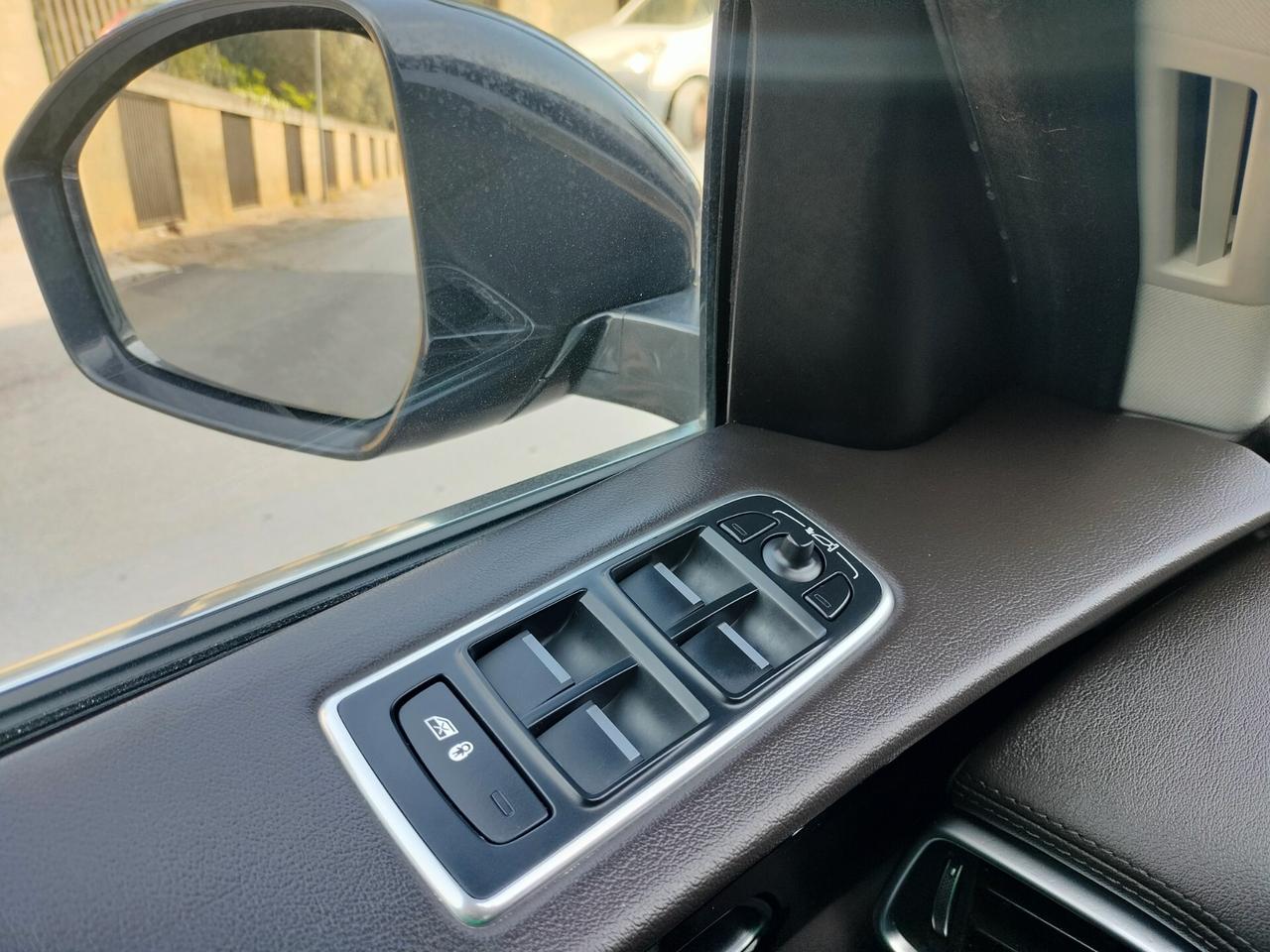 Jaguar F-Pace 2.0 D 180 CV AWD aut. Prestige
