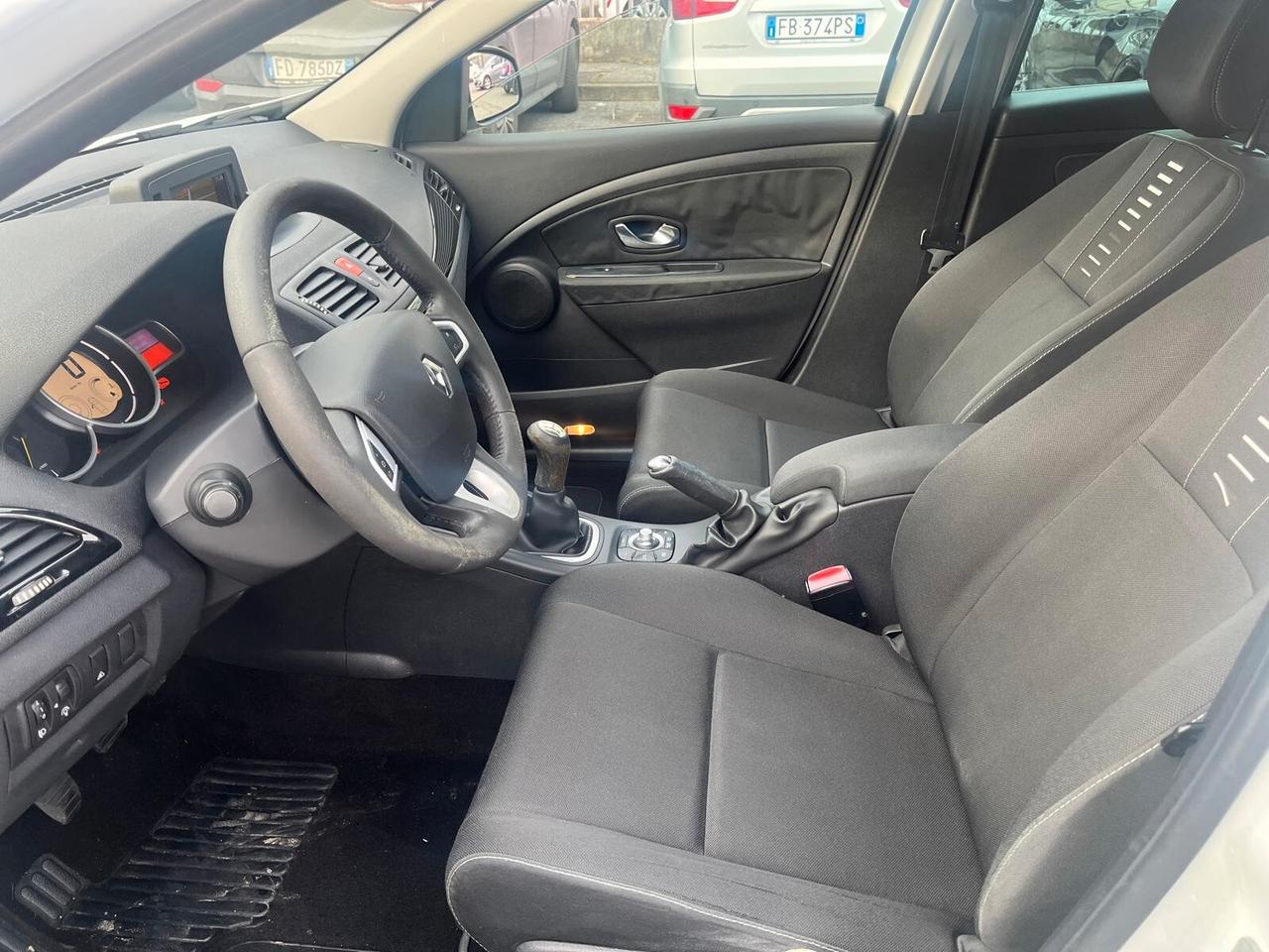 Renault Megane Mégane 1.5 dCi 90CV Attractive