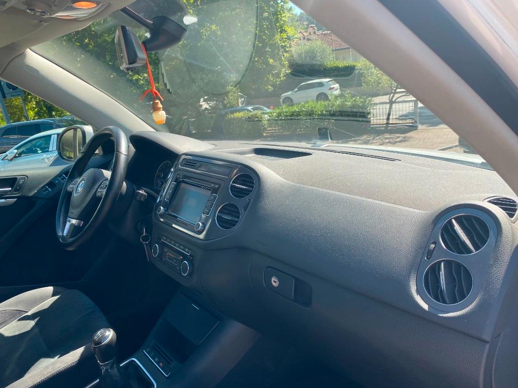 VOLKSWAGEN Tiguan 1ª serie Tiguan 2.0 TDI Plus...
