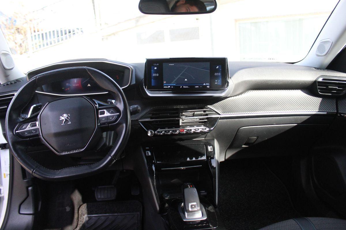 PEUGEOT - 2008 - BlueHDi 130 S&S EAT8 GT Pack