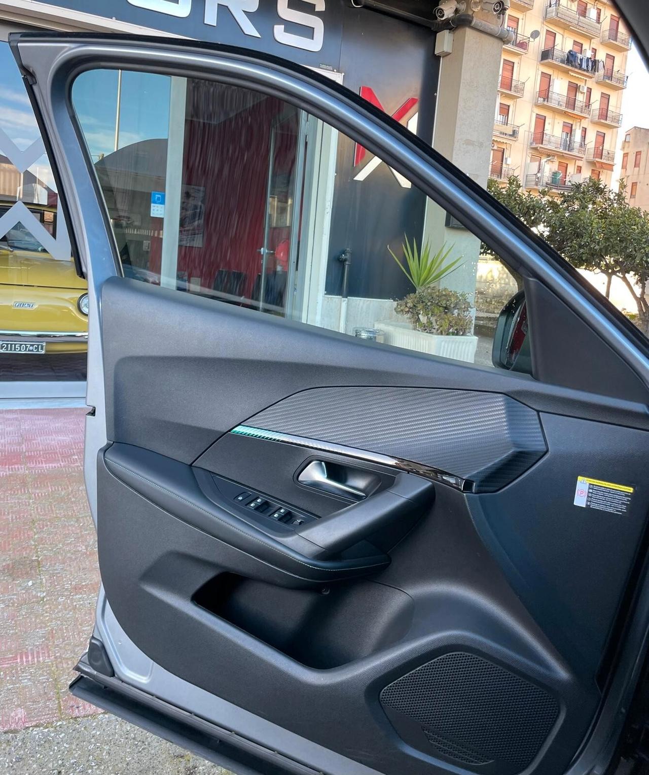 Peugeot 2008 BlueHDi 110 S&S Allure 2022