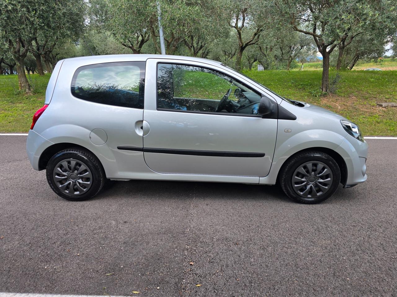 Renault Twingo 1.2 8V OK NEOPATENTATI 113000KM